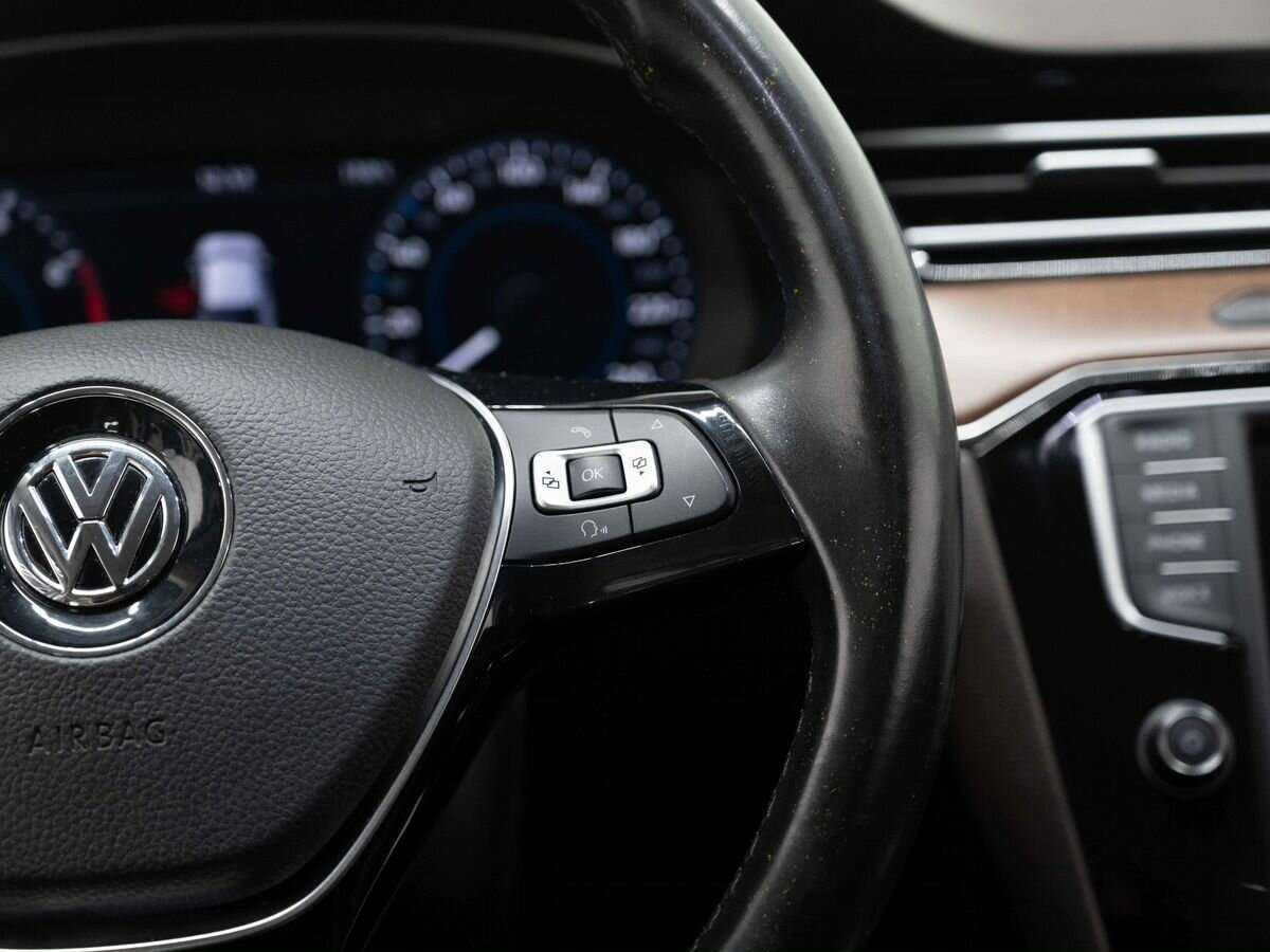 Volkswagen Passat 2016 года с пробегом. Фото: #14
