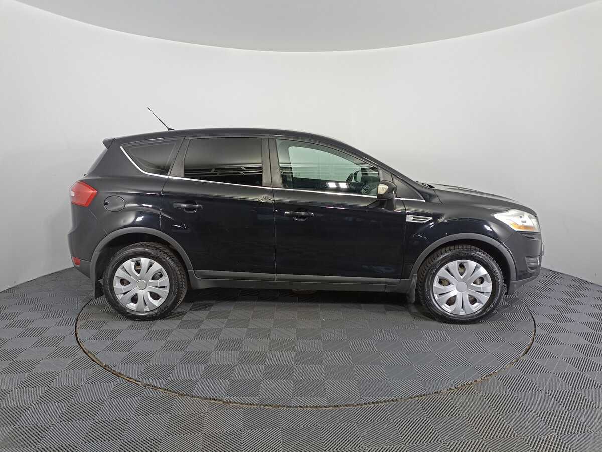 Ford Kuga 2011 года с пробегом. Фото: #3