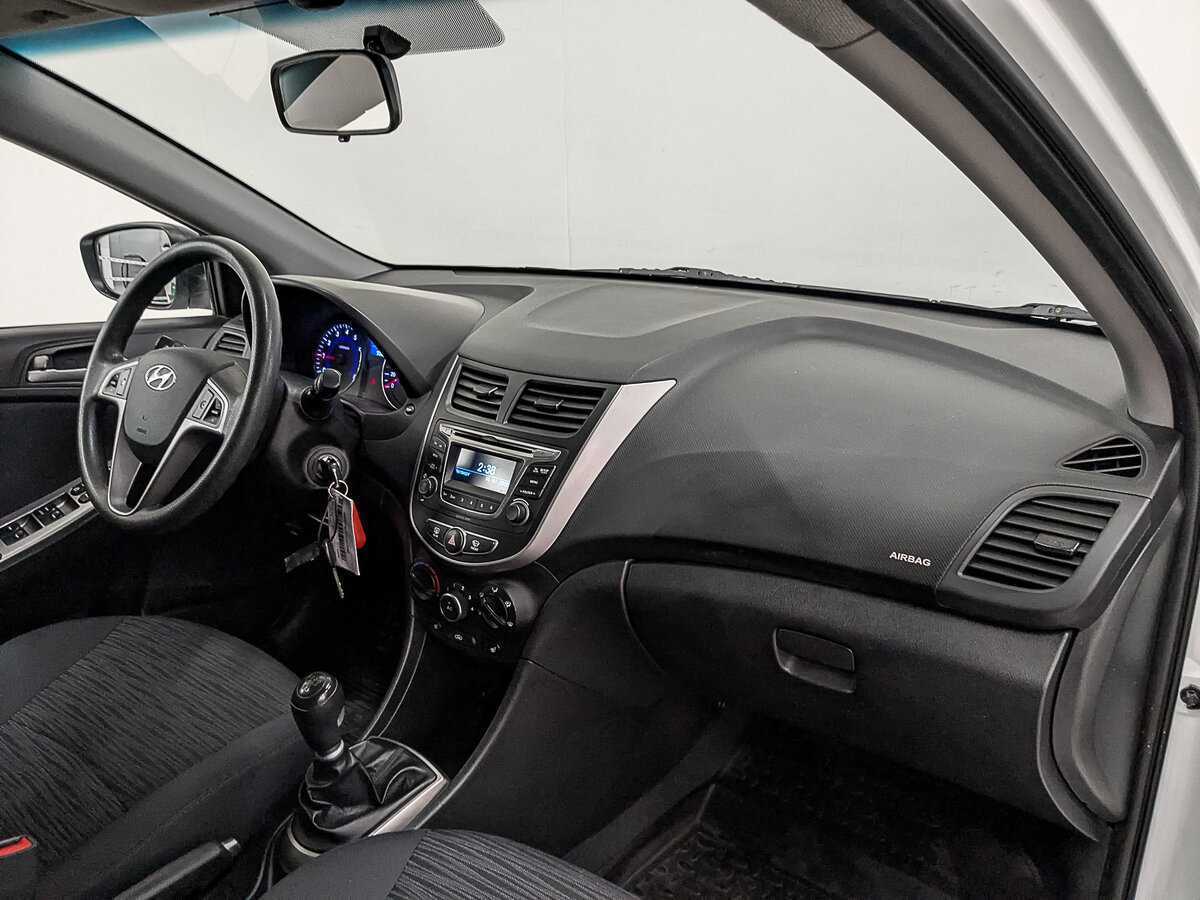 Hyundai Solaris 2015 года с пробегом. Фото: #10