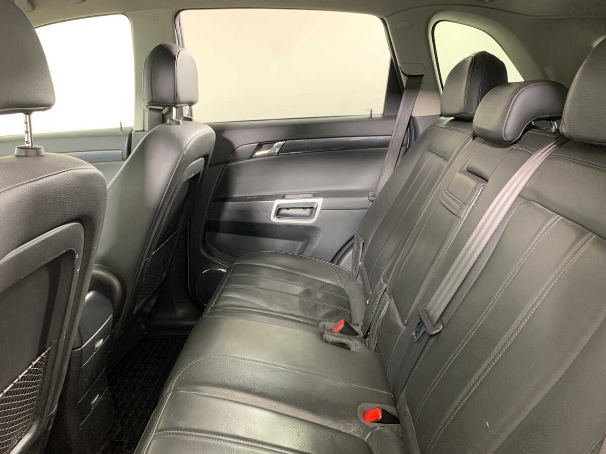 Opel Antara 2011 года с пробегом. Фото: #18