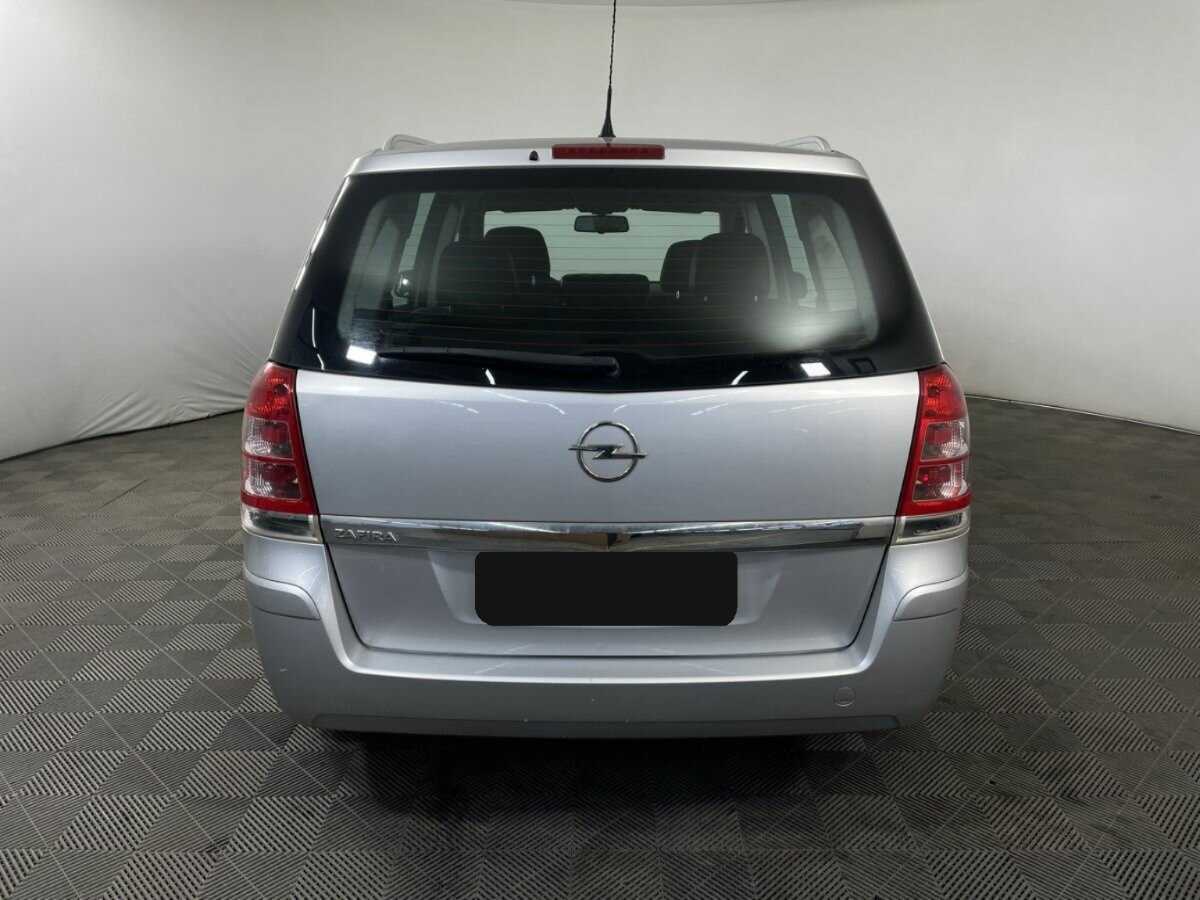 Opel Zafira 2012 года с пробегом. Фото: #2