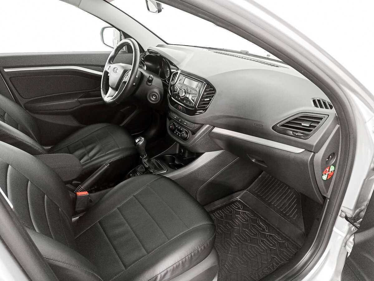 Lada (ВАЗ) Vesta 2020 года с пробегом. Фото: #8