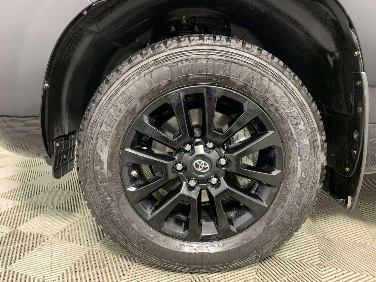 Toyota Land Cruiser Prado 2021 года с пробегом. Фото: #17