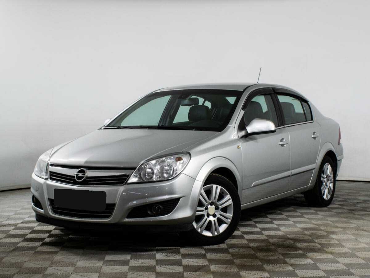 Opel Astra 2010 года с пробегом. Фото: #0