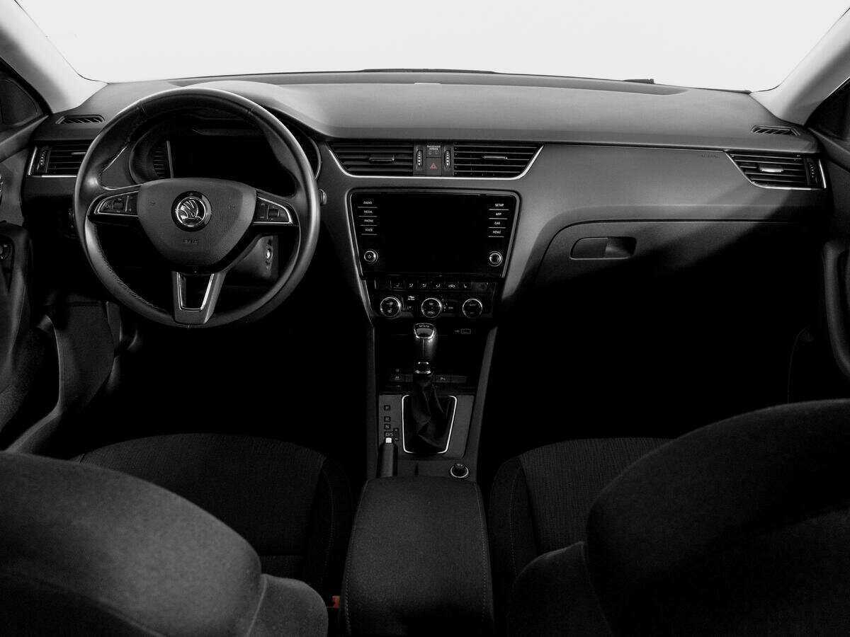 Skoda Octavia 2018 года с пробегом. Фото: #11