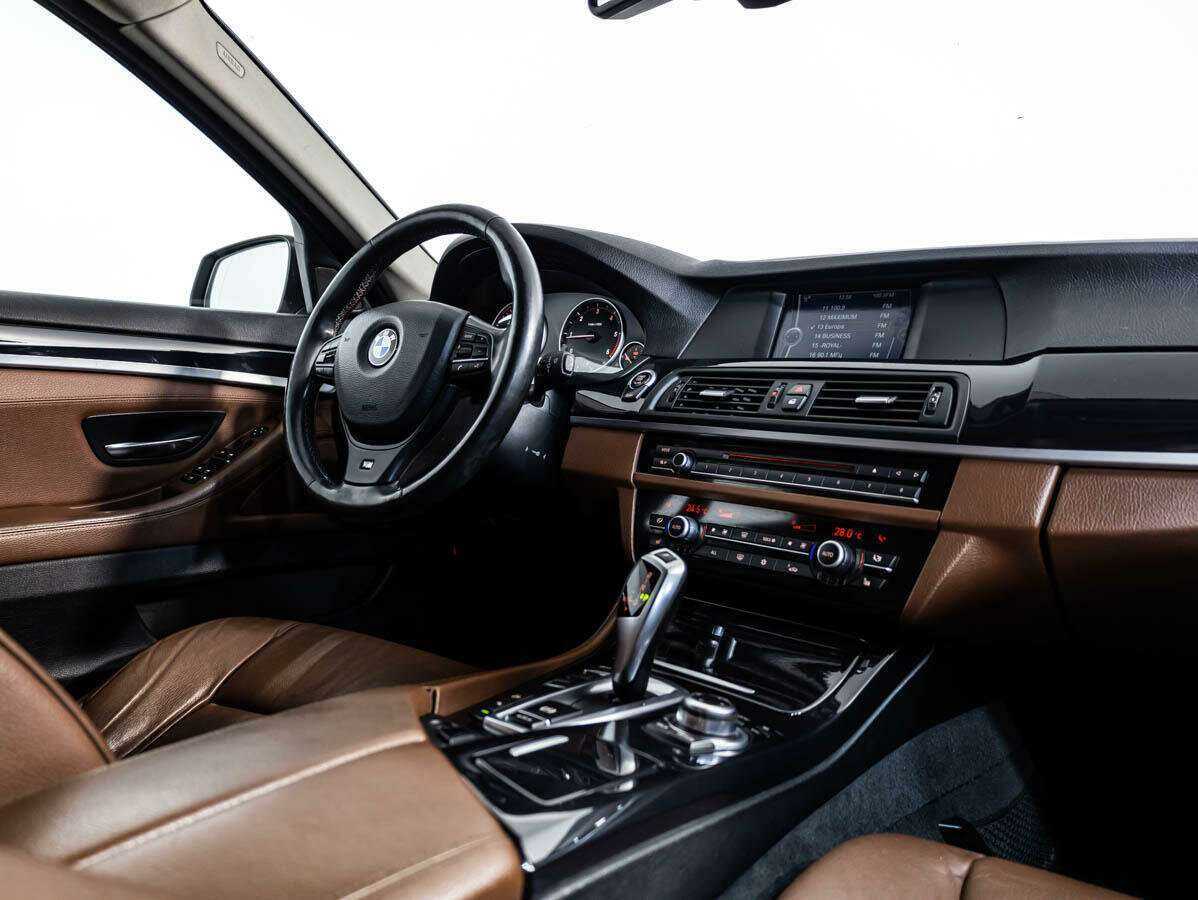 BMW 5 серии 2012 года с пробегом. Фото: #7