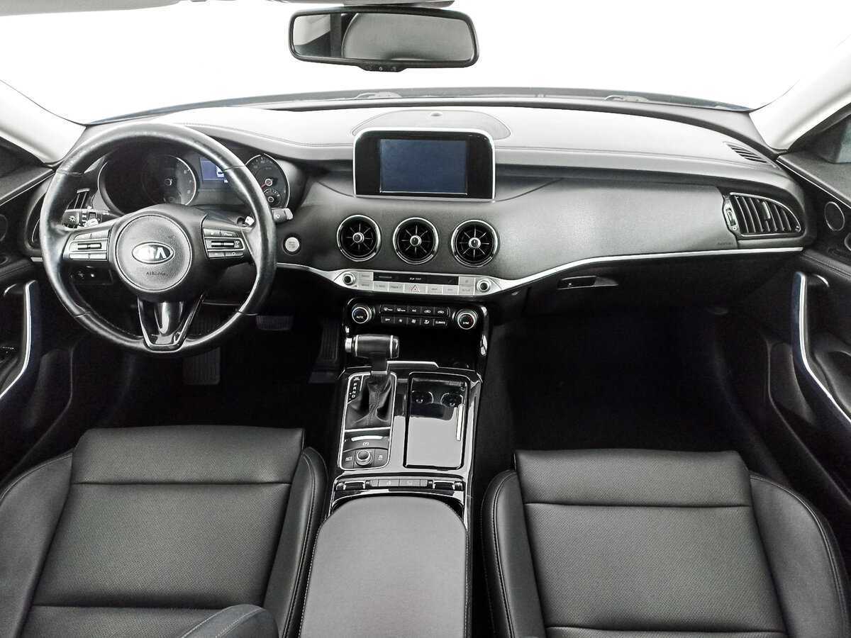 Kia Stinger 2018 года с пробегом. Фото: #13