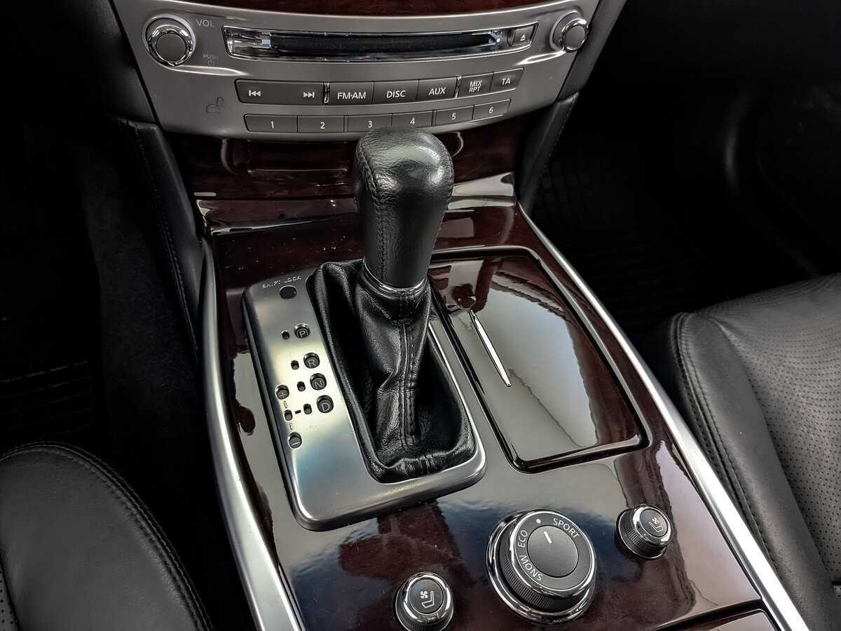 Infiniti Q70 2014 года с пробегом. Фото: #16