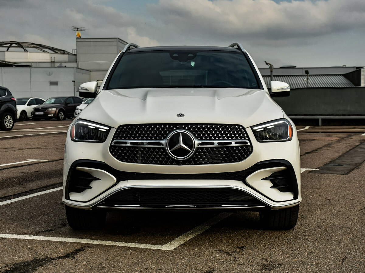 Mercedes-Benz GLE 2024 года с пробегом. Фото: #1