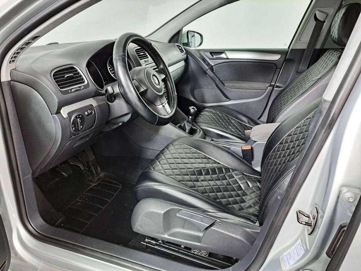 Volkswagen Golf 2010 года с пробегом. Фото: #15