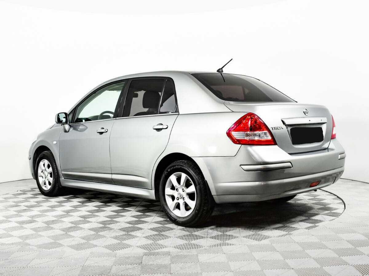 Nissan Tiida 2013 года с пробегом. Фото: #6