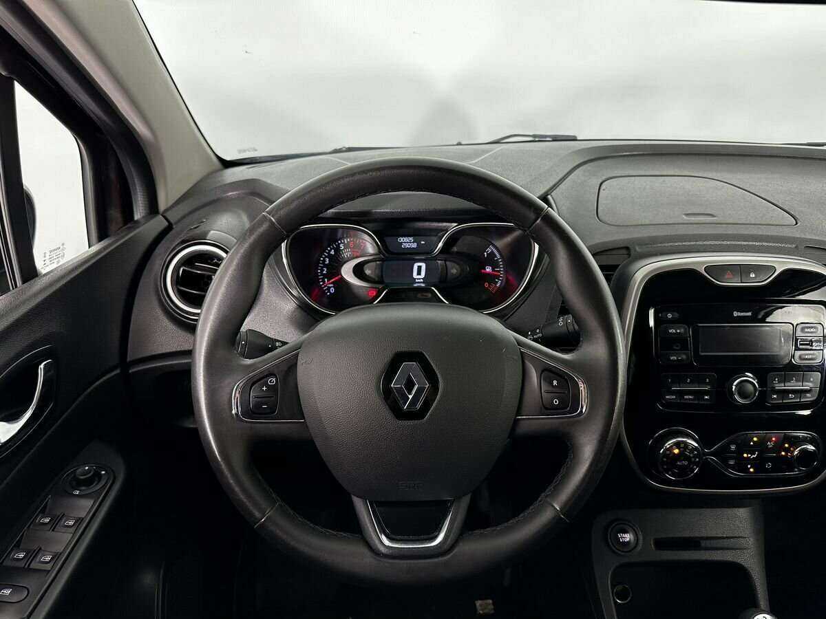 Renault Kaptur 2017 года с пробегом. Фото: #9