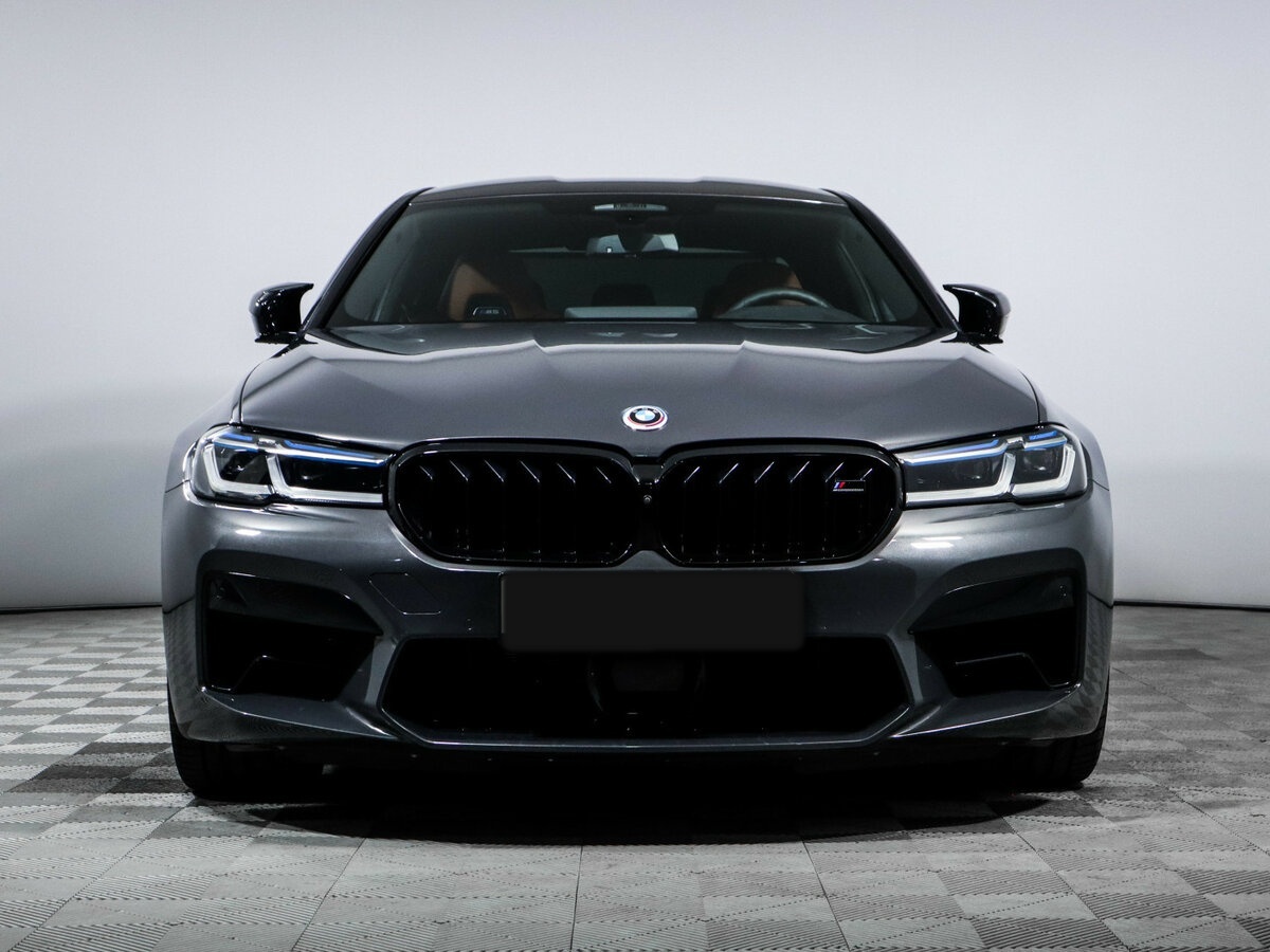 BMW M5 2020 года с пробегом. Фото: #1