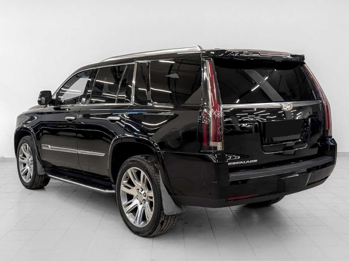 Cadillac Escalade 2017 года с пробегом. Фото: #6