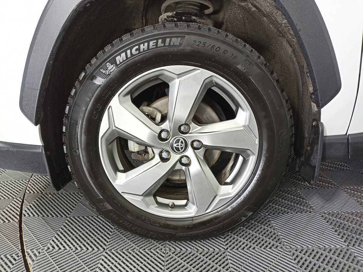 Toyota RAV4 2021 года с пробегом. Фото: #17