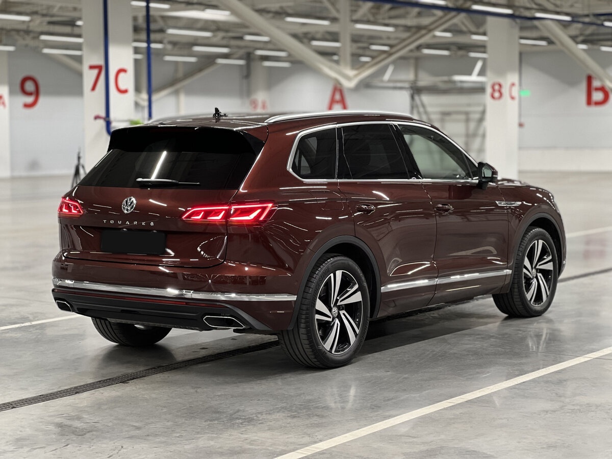 Volkswagen Touareg 2020 года с пробегом. Фото: #4