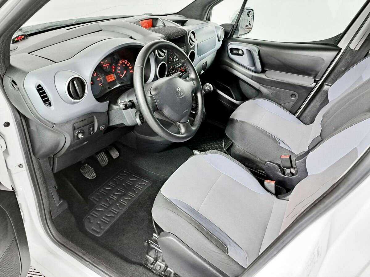 Peugeot Partner 2012 года с пробегом. Фото: #15