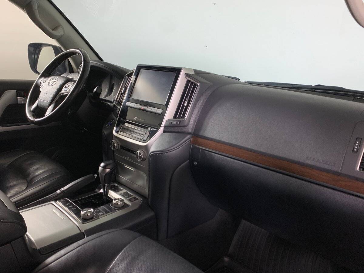 Toyota Land Cruiser 2019 года с пробегом. Фото: #12