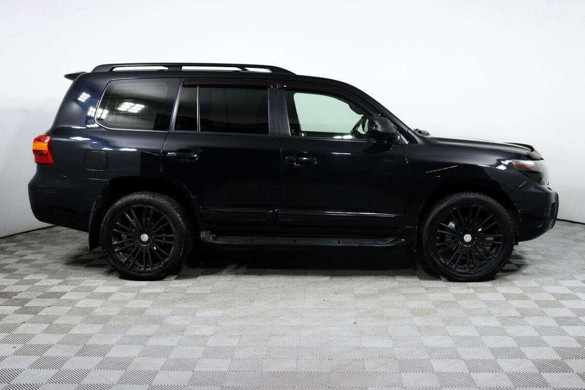 Toyota Land Cruiser 2012 года с пробегом. Фото: #3