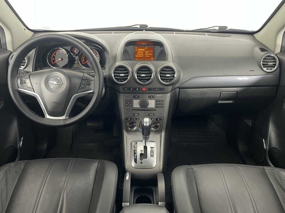 Opel Antara 2010 года с пробегом. Фото: #3