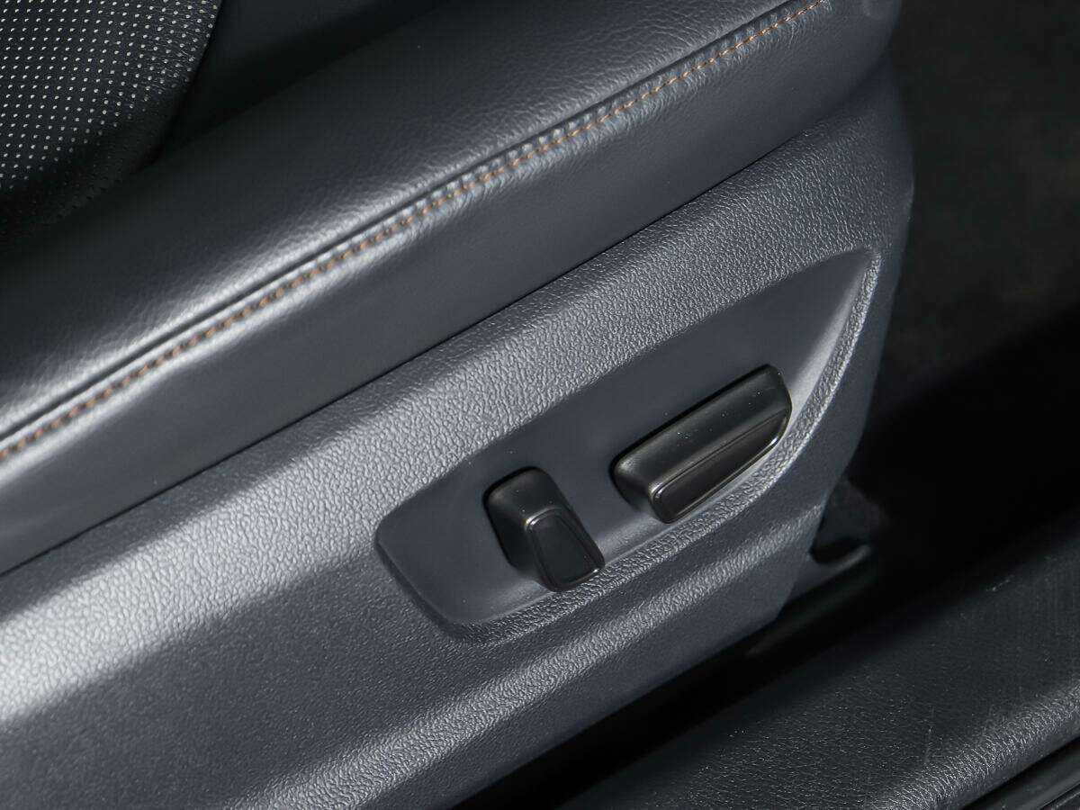 Toyota Camry 2019 года с пробегом. Фото: #12