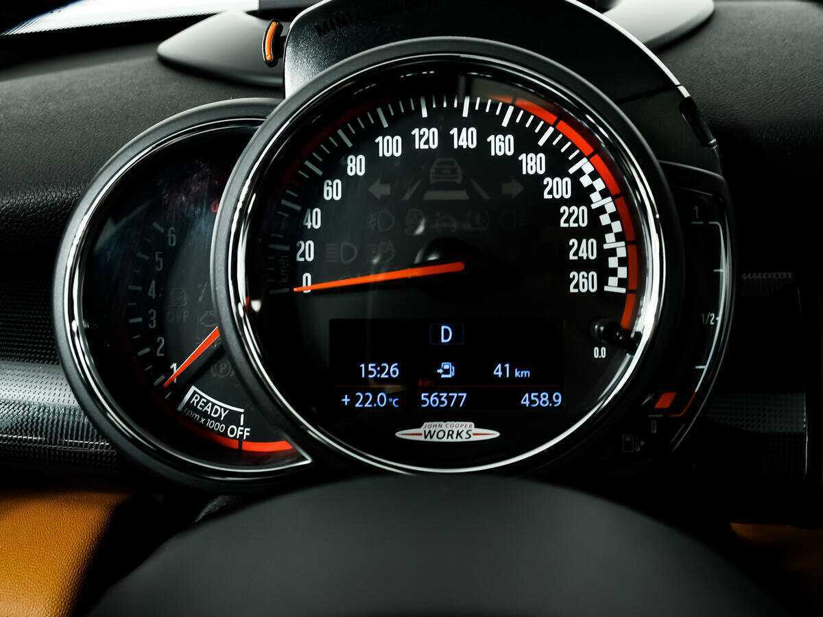 Mini Hatch 2019 года с пробегом. Фото: #9