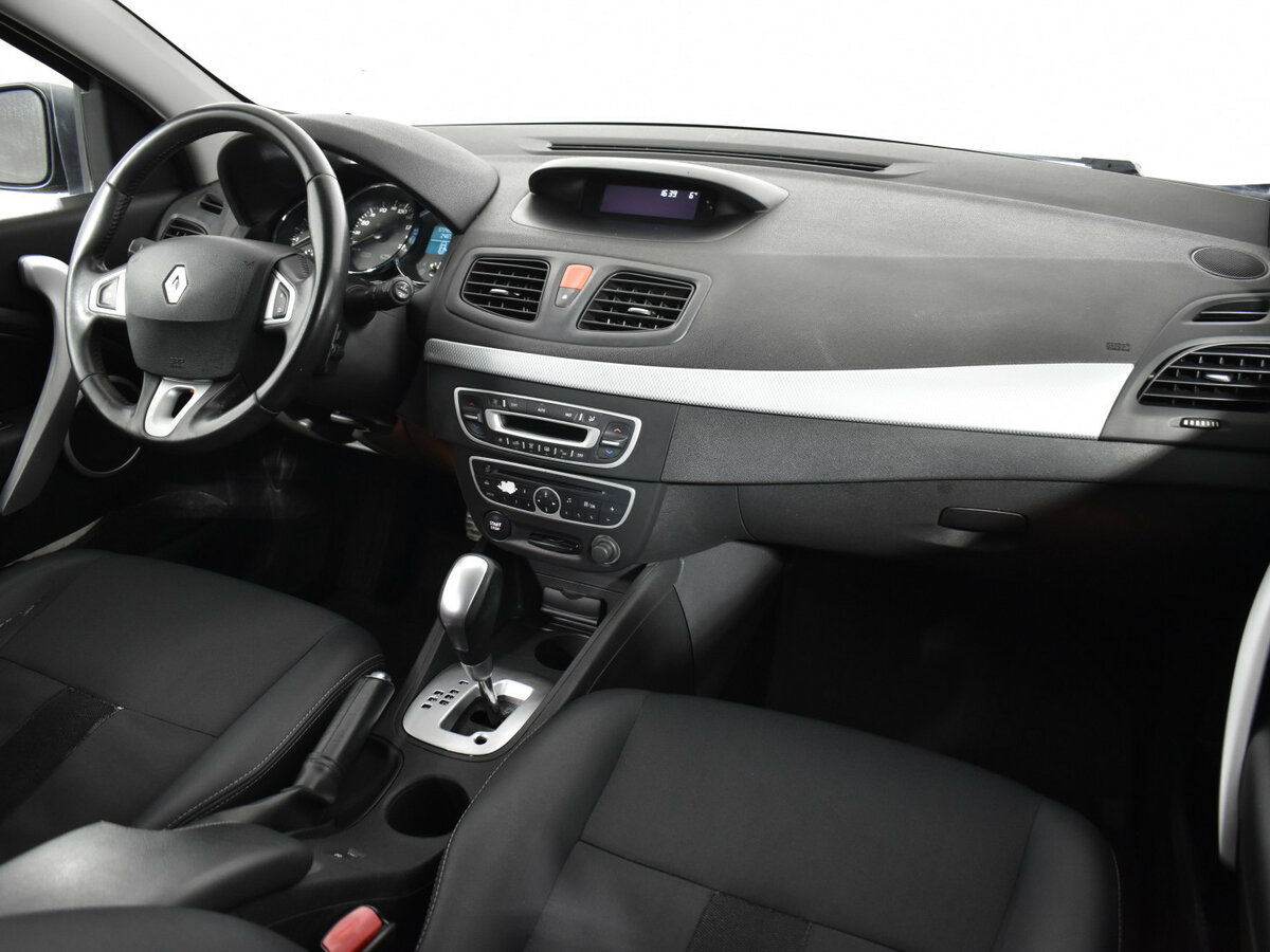 Renault Megane 2010 года с пробегом. Фото: #9