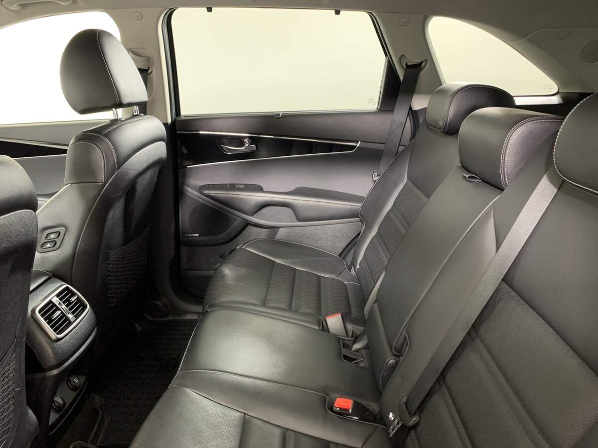 Kia Sorento 2018 года с пробегом. Фото: #18
