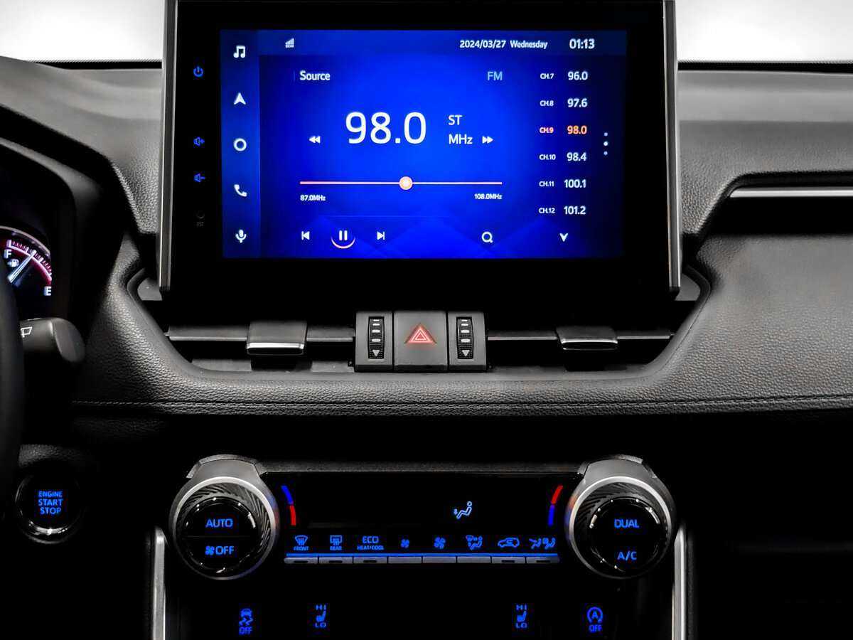 Toyota RAV4 2022 года с пробегом. Фото: #11