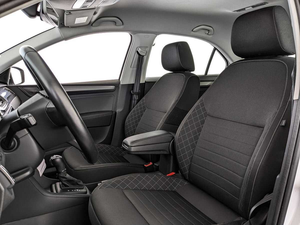 Skoda Rapid 2018 года с пробегом. Фото: #15