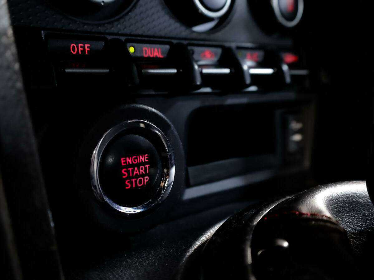 Toyota GT86 2012 года с пробегом. Фото: #13