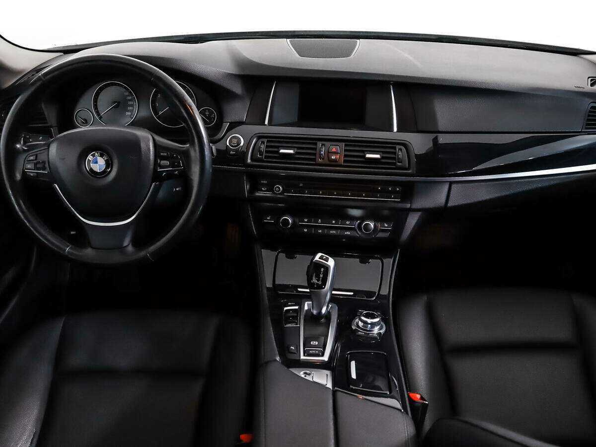 BMW 5 серии 2015 года с пробегом. Фото: #12