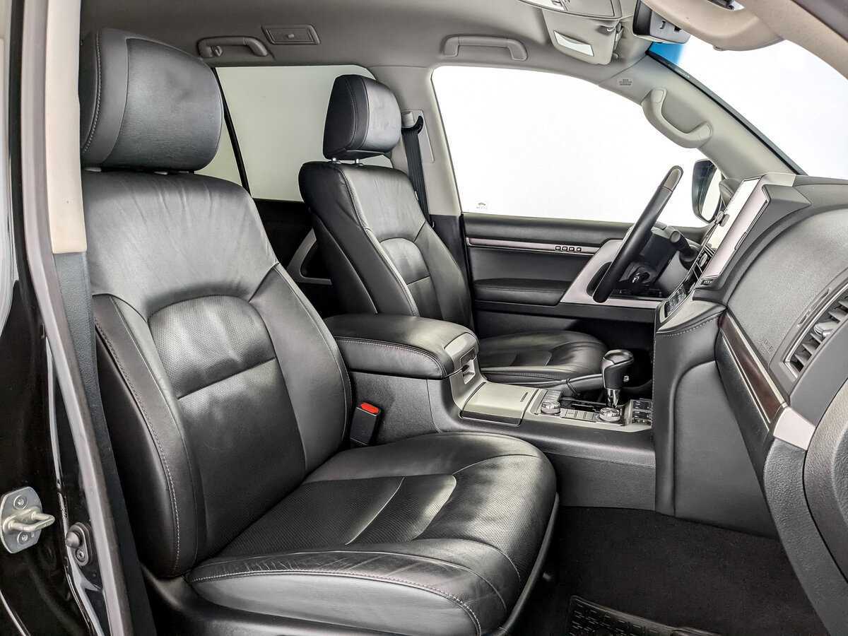 Toyota Land Cruiser 2020 года с пробегом. Фото: #23