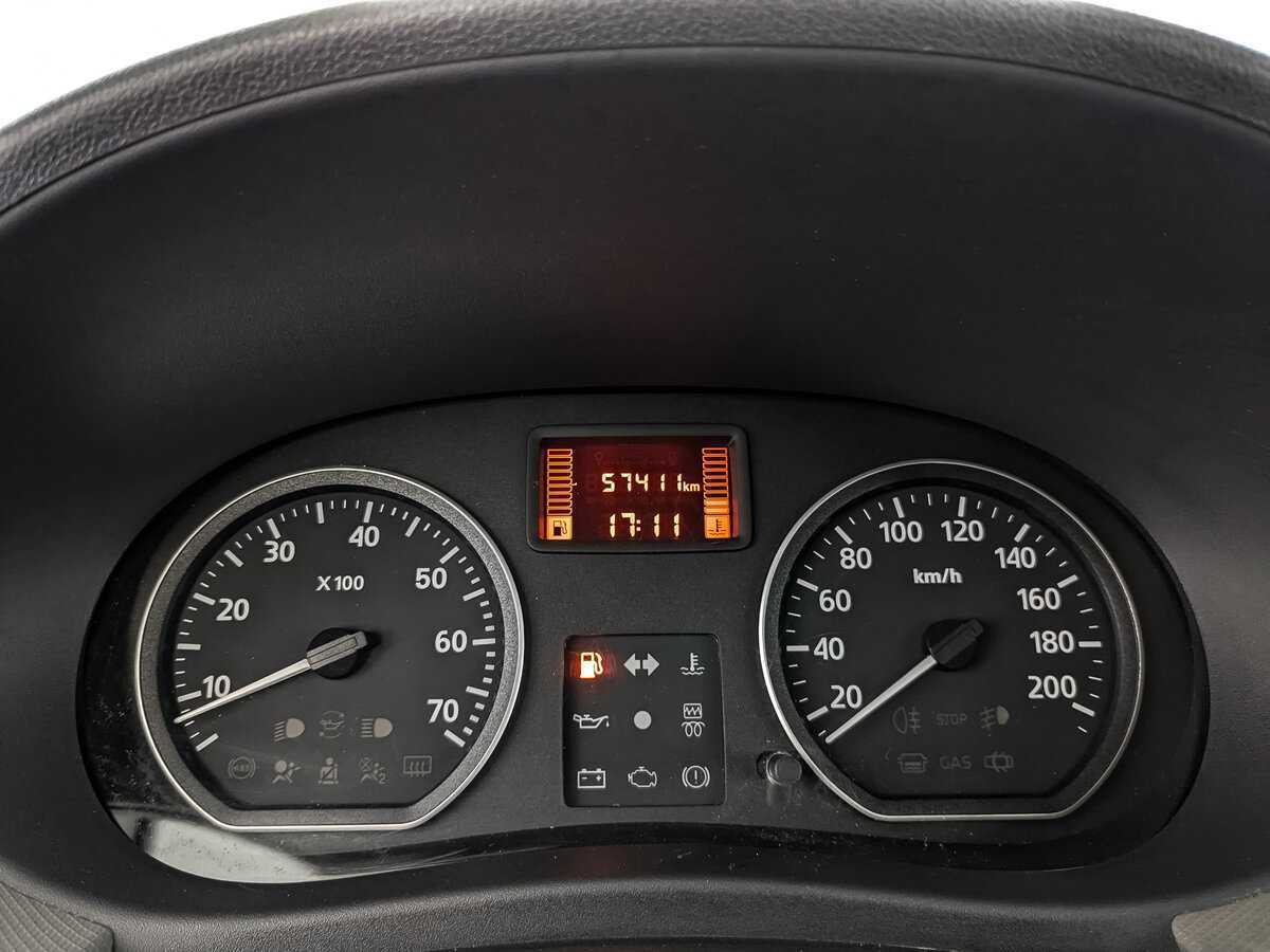 Renault Sandero 2012 года с пробегом. Фото: #11