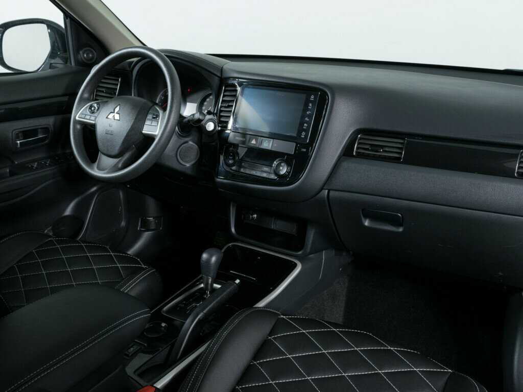 Mitsubishi Outlander 2022 года с пробегом. Фото: #7