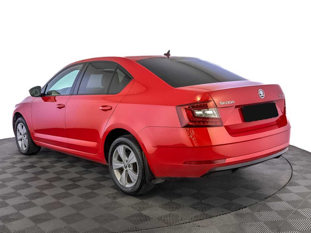 Skoda Octavia 2018 года с пробегом. Фото: #6