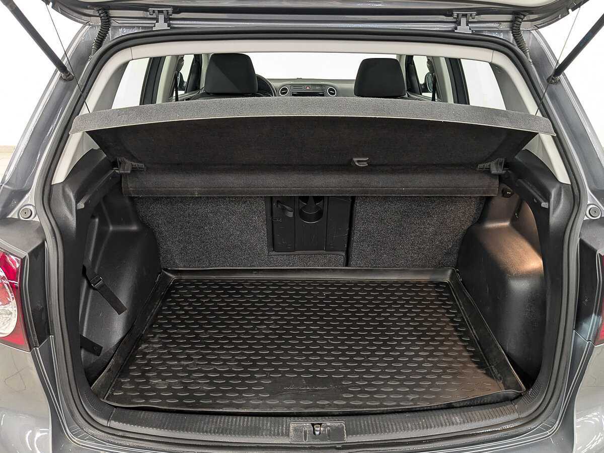 Volkswagen Golf Plus 2012 года с пробегом. Фото: #9