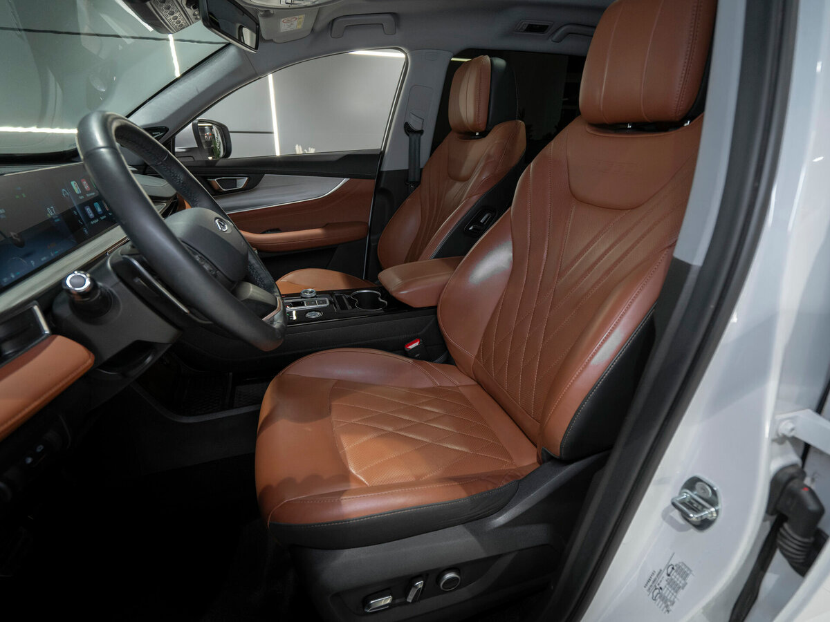 Chery Tiggo 8 Pro Max 2023 года с пробегом. Фото: #8