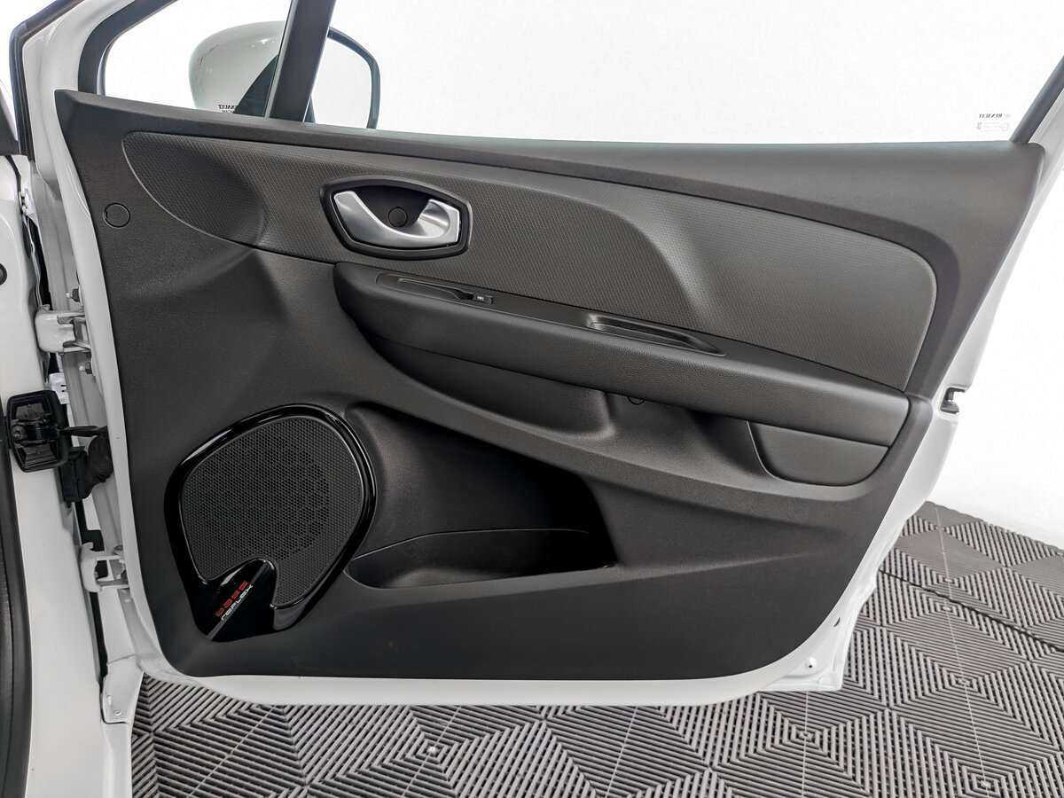 Renault Clio 2019 года с пробегом. Фото: #19