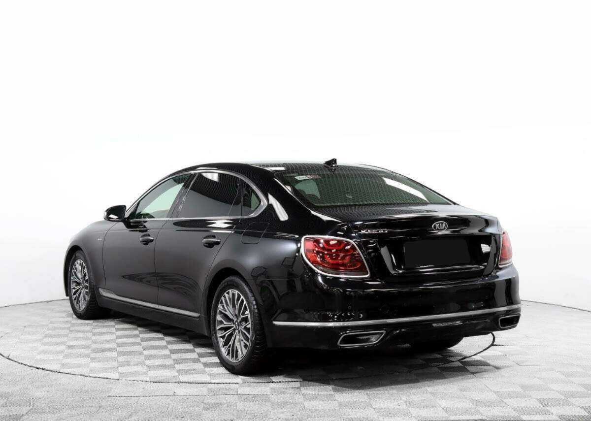 Kia K900 2019 года с пробегом. Фото: #4