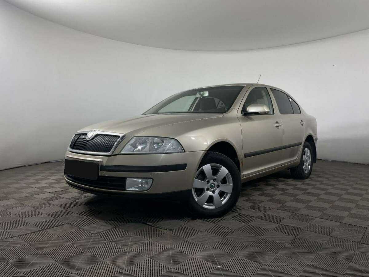 Skoda Octavia 2005 года с пробегом. Посмотреть фото