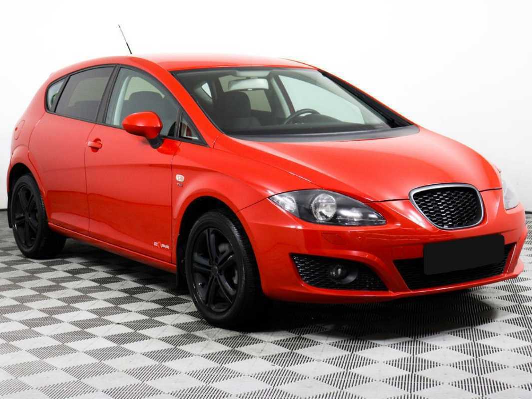 SEAT Leon 2012 года с пробегом. Фото: #2