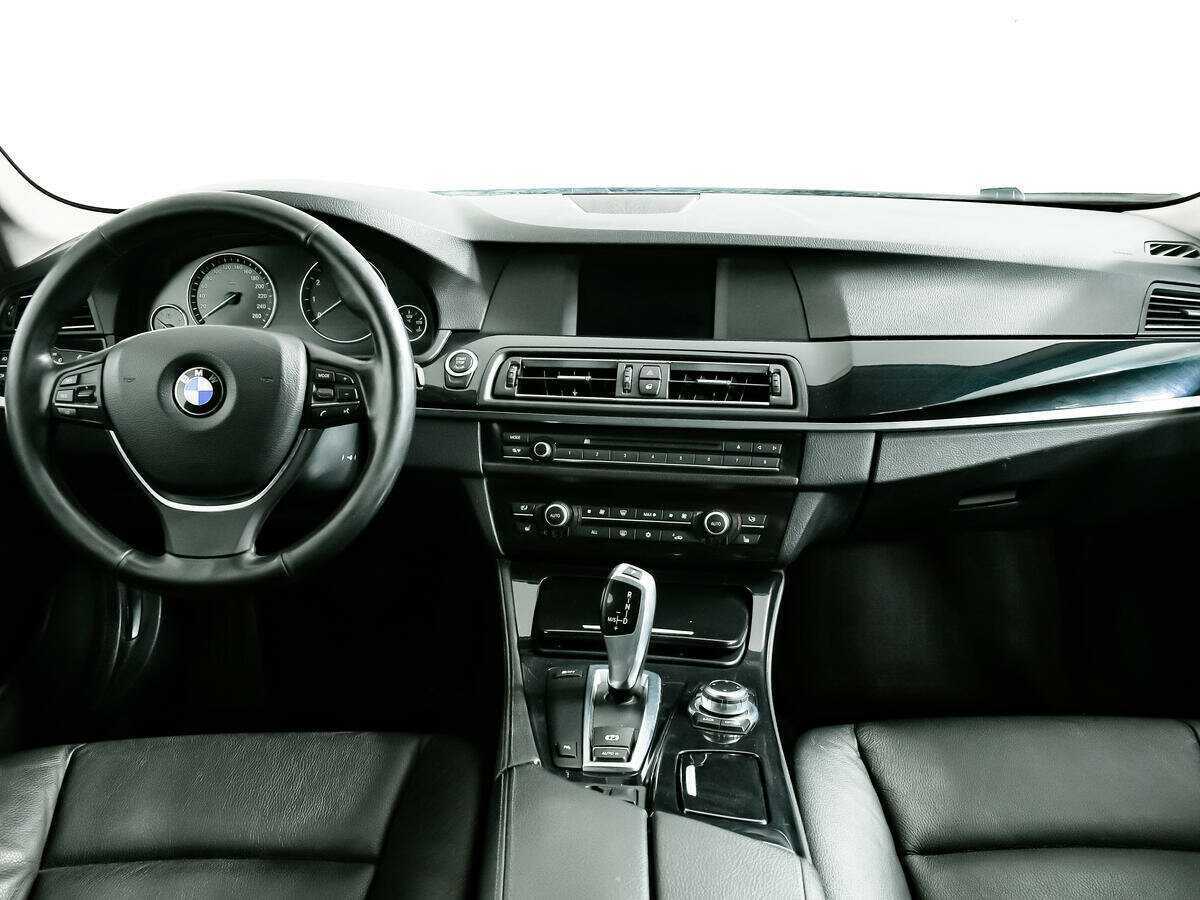 BMW 5 серии 2010 года с пробегом. Фото: #10