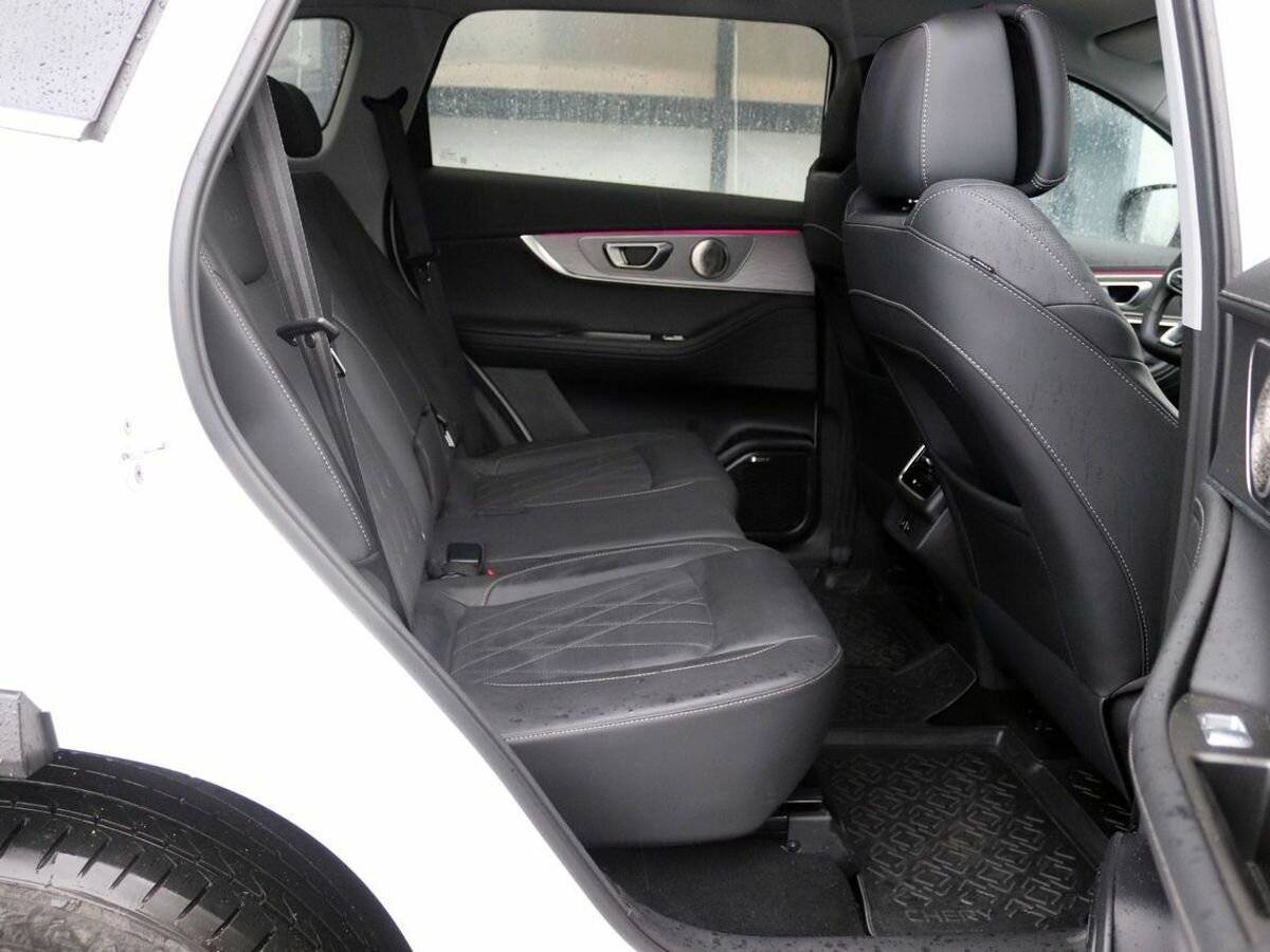 Chery Tiggo 8 Pro Max 2024 года с пробегом. Фото: #10