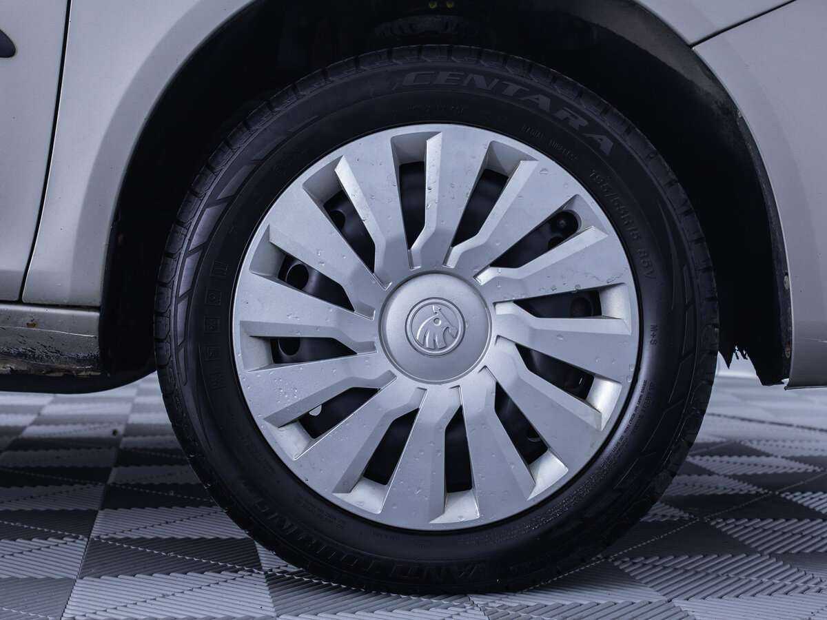 Skoda Roomster 2011 года с пробегом. Фото: #8