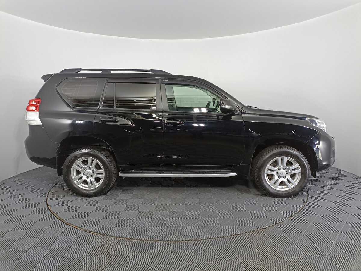 Toyota Land Cruiser Prado 2010 года с пробегом. Фото: #3
