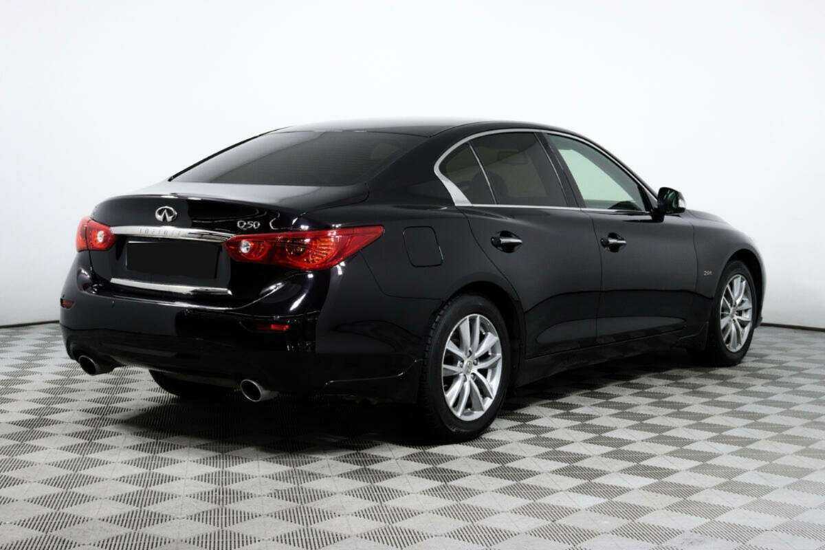 Infiniti Q50 2016 года с пробегом. Фото: #3