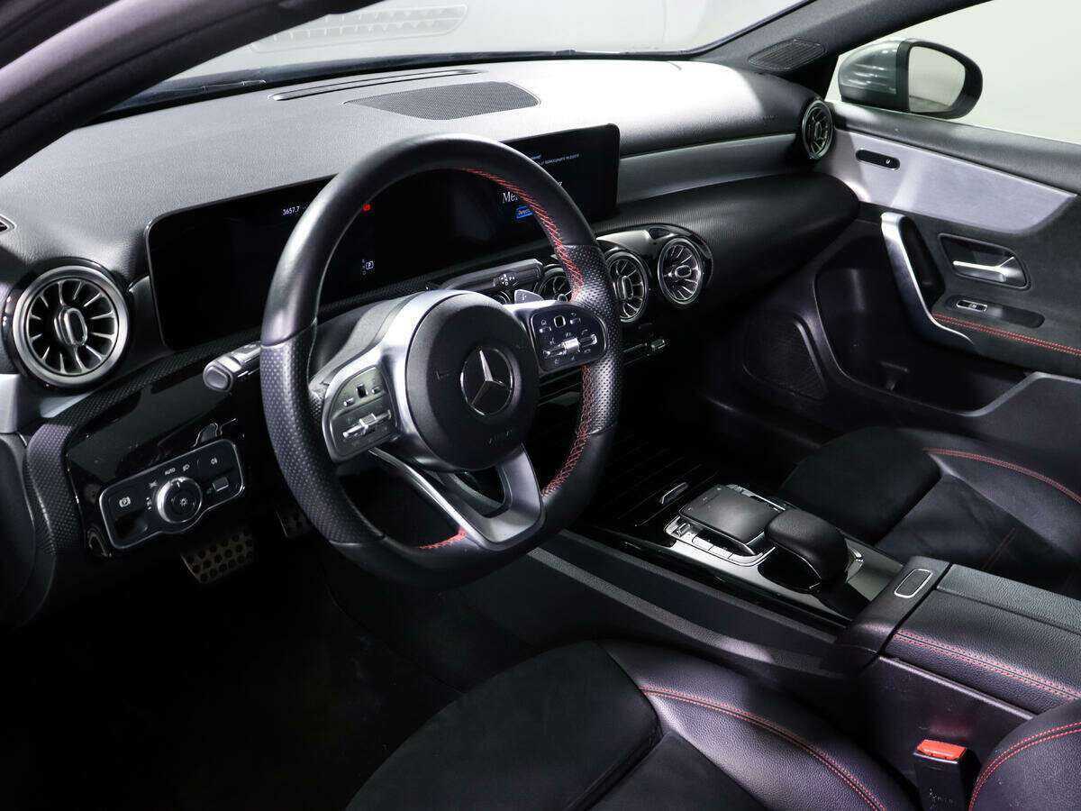 Mercedes-Benz A-Класс 2019 года с пробегом. Фото: #13