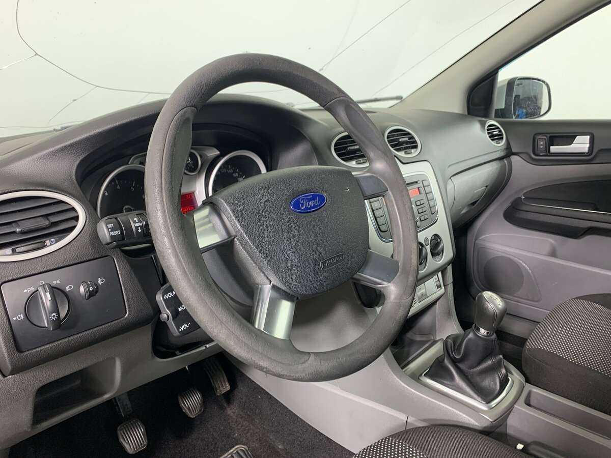 Ford Focus 2011 года с пробегом. Фото: #8