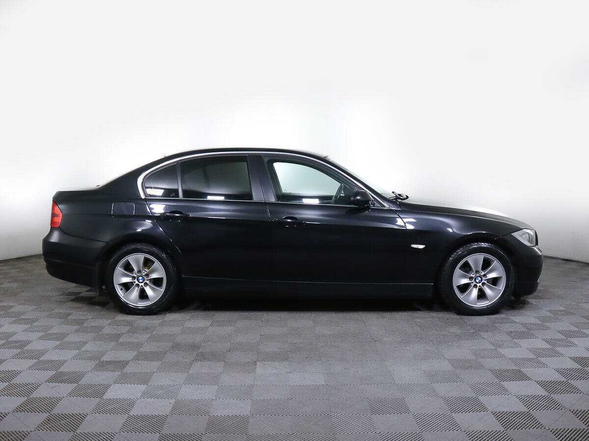 BMW 3 серии 2005 года с пробегом. Фото: #2